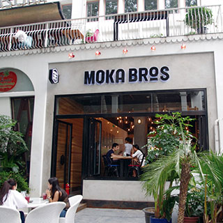 MOKA BROS（モカ ブロス）